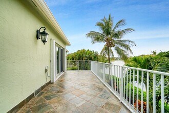257 Spoonbill Ln N in Jupiter, FL - Building Photo - Building Photo
