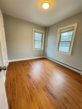 42 Alder St in Yonkers, NY - Building Photo - Building Photo