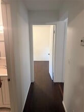 27 Manchester Rd in Huntington, NY - Building Photo - Building Photo