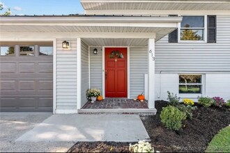 613 Cherokee Dr in New Albany, IN - Building Photo - Building Photo