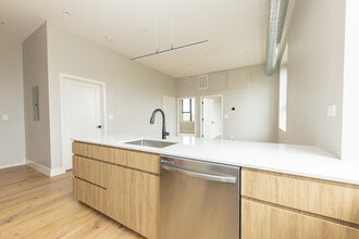 Sixty44 Residences in Chicago, IL - Building Photo - Building Photo