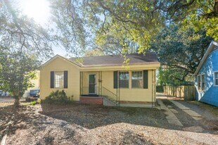 1630 College Dr in Baton Rouge, LA - Building Photo