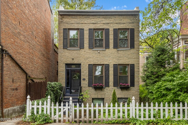 property at 339A Madison Ave