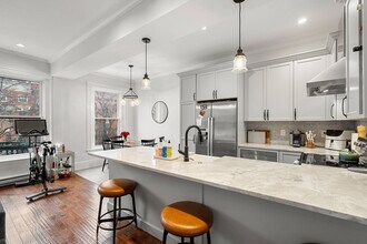 461 Beacon St in Boston, MA - Building Photo - Building Photo