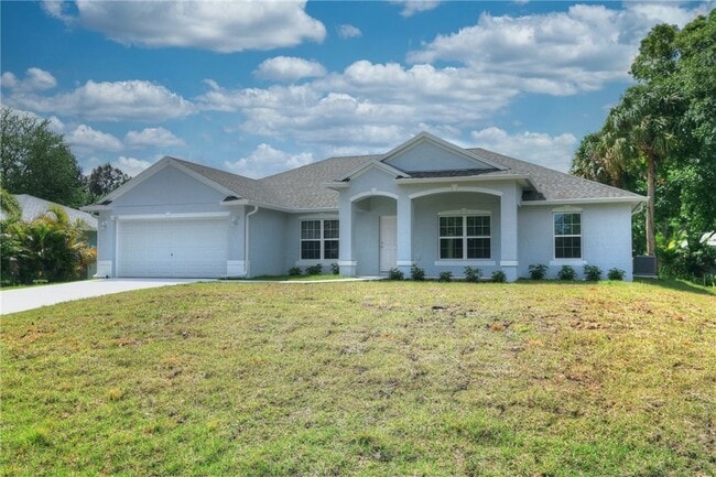 426 Lanfair Ave in Sebastian, FL - Building Photo - Building Photo
