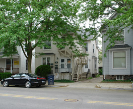 308 Thompson St in Ann Arbor, MI - Building Photo - Building Photo