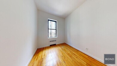 233 E 81st St in New York, NY - Building Photo - Building Photo