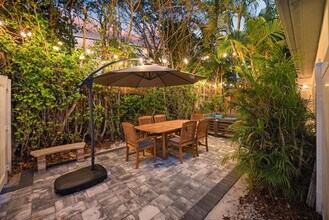 44 N Federal Hwy, Unit ID1017979P in Fort Lauderdale, FL - Building Photo - Building Photo