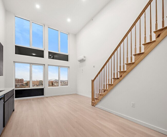 1 Mallory Ave in Jersey City, NJ - Building Photo - Building Photo