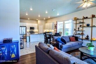 7510 30th St in Lubbock, TX - Building Photo - Building Photo