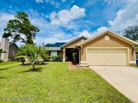 309 Emerson Dr NW in Palm Bay, FL - Building Photo