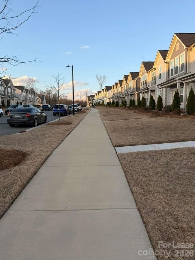 10312 Guardian Dr in Charlotte, NC - Building Photo - Building Photo