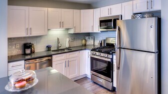 545 N Dearborn St, Unit 3109 in Chicago, IL - Building Photo