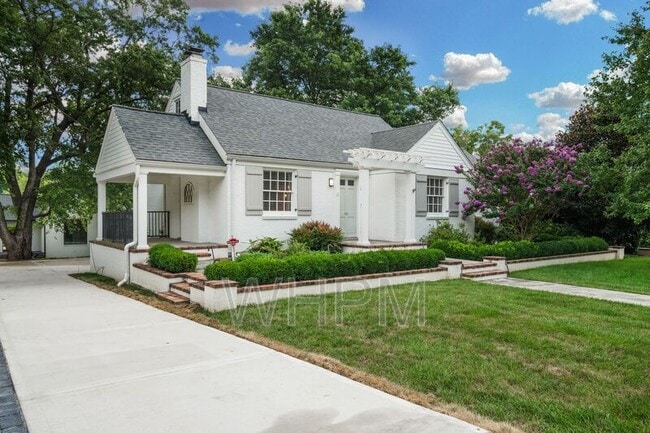 property at 541 Skyview Dr