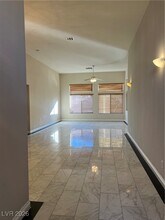 373 Kenya Rd in Las Vegas, NV - Building Photo - Building Photo