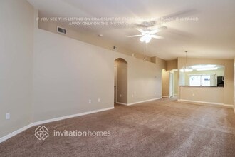 7725 Maroon Peak Dr in Ruskin, FL - Building Photo - Building Photo