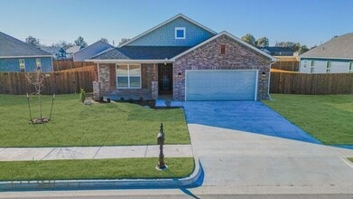 11706 E 107th St N in Owasso, OK - Building Photo - Building Photo