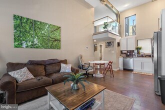 1142 Crease St in Philadelphia, PA - Building Photo - Building Photo