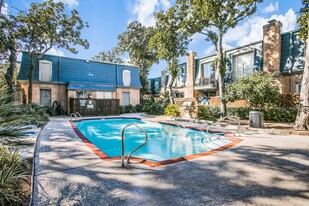 Chateaux Dijon Apartments