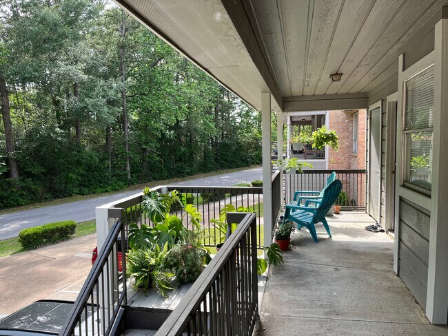 2401 Sycamore Ave, Unit B4 photo'