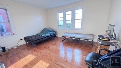 101-53-101114 114th St in Queens, NY - Building Photo - Building Photo