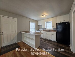 210 N Monroe St in Cabot, AR - Building Photo - Building Photo