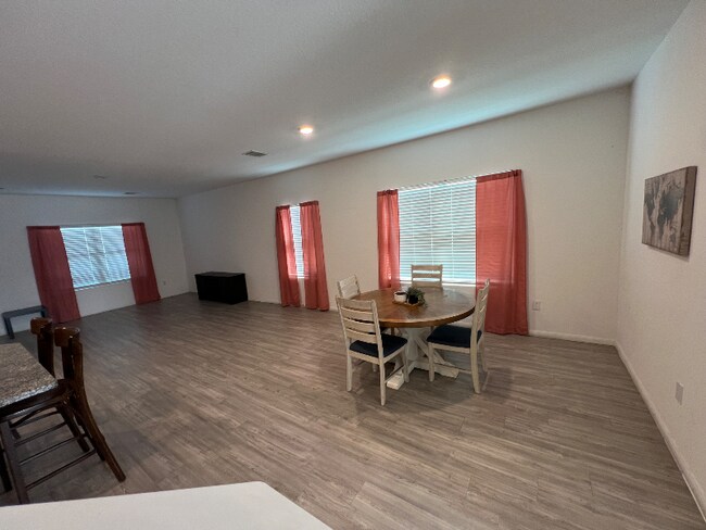 12014 Pewee Ct in San Antonio, TX - Foto de edificio - Building Photo