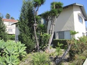 1 W Avenida Ramona in San Clemente, CA - Building Photo - Building Photo