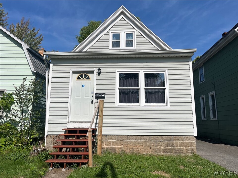 157 Merrimac St in Buffalo, NY - Building Photo