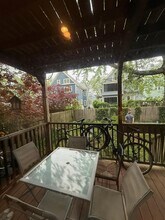 35 Regent St, Unit 1 in Cambridge, MA - Building Photo - Building Photo