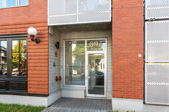 691 3E Av in Québec, QC - Building Photo - Building Photo