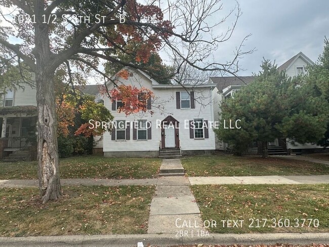 property at 1021 S 8th St