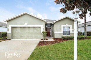 5658 Forest Ridge Dr in Winter Haven, FL - Building Photo