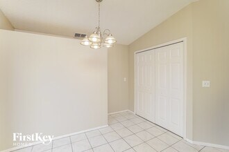 3753 Willow Wisp Dr N, Unit 1 in Lakeland, FL - Foto de edificio - Building Photo