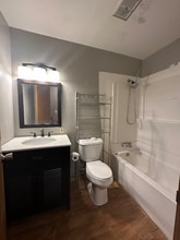 103 Cottonwood Ave N in Thief River Falls, MN - Building Photo - Building Photo