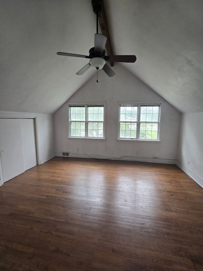 614-618-618 Field Club Rd in Pittsburgh, PA - Building Photo - Building Photo