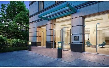 377 Rector Pl in New York, NY - Building Photo - Building Photo