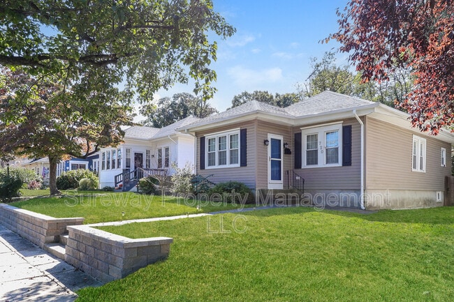 720 Willitts Ave in Audubon, NJ - Building Photo - Building Photo