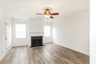 610 Clairidge Ln SW in Lawrenceville, GA - Building Photo - Building Photo
