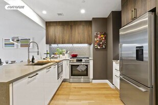 470 Dean St in Brooklyn, NY - Building Photo