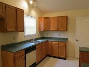 1002 Leland St in Fortville, IN - Building Photo - Building Photo