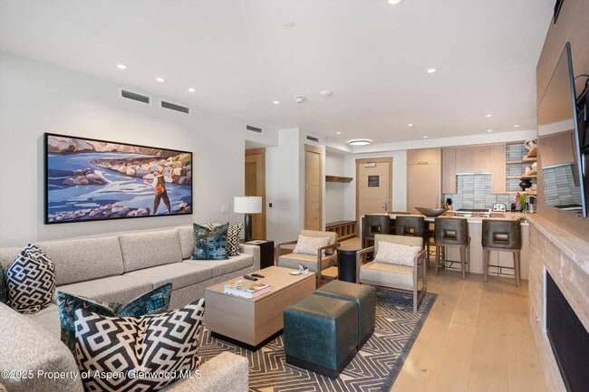 130 Wood Rd, Unit 253-255 in Snowmass Village, CO - Building Photo - Building Photo