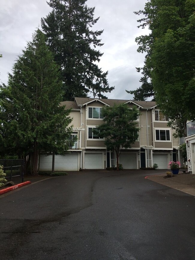 14186 SW Barrows Rd