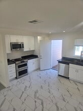 5137 Garvin Ave in Richmond, CA - Building Photo - Building Photo