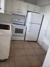 1321 NW 43rd Ave in Lauderhill, FL - Building Photo - Building Photo