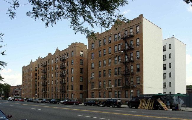 165-181 Rockaway Pky in Brooklyn, NY - Building Photo - Building Photo