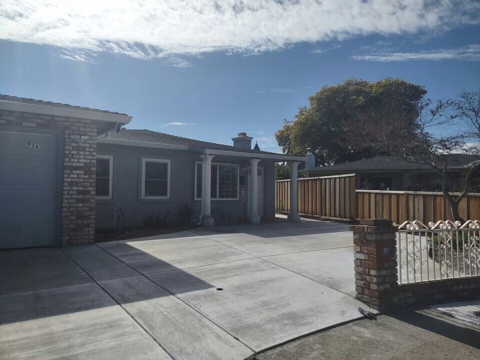 936 Lucia Ct in Hayward, CA - Building Photo