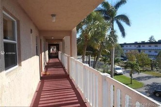 1700 NW 58th Terrace-Unit -4E in Sunrise, FL - Building Photo - Building Photo