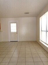 510 Victoria Dr in Grand Prairie, TX - Building Photo - Building Photo