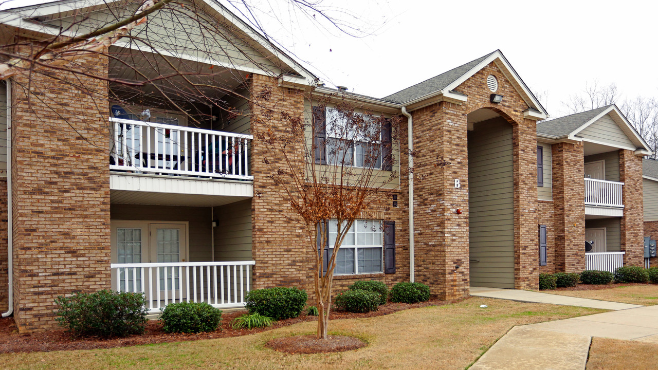 Greystone Apartments in Rainbow City, AL - Building Photo